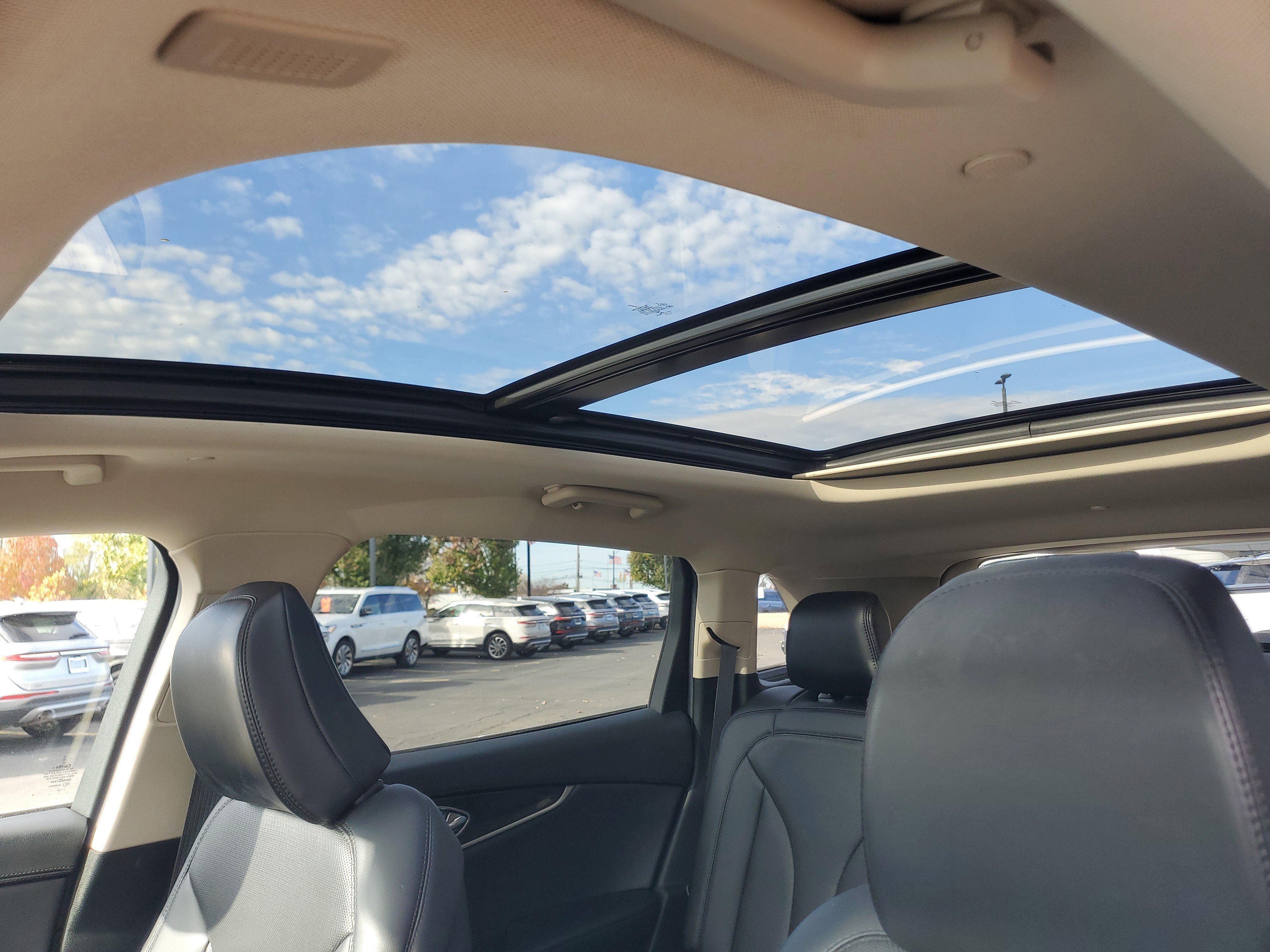 Certified 2022 Lincoln Nautilus Reserve w/ Luxury Package image 11