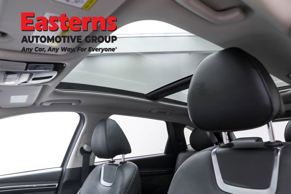 Used 2022 Hyundai Tucson Limited image 32