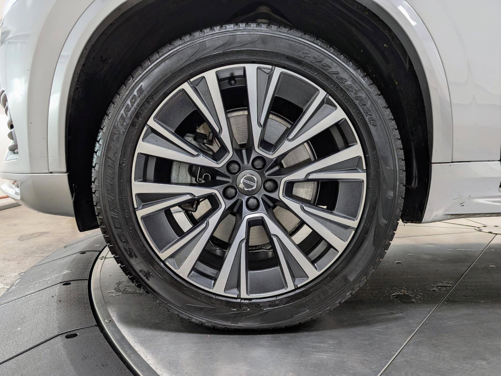 Used 2022 Volvo XC90 T6 Momentum w/ Advanced Package image 12