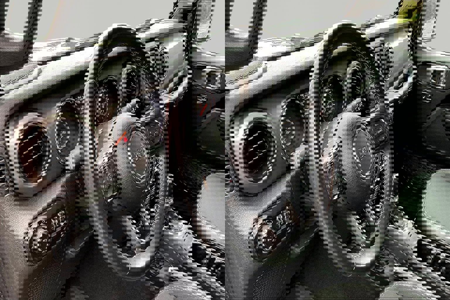 Used 2020 Jeep Wrangler Unlimited Sport image 18