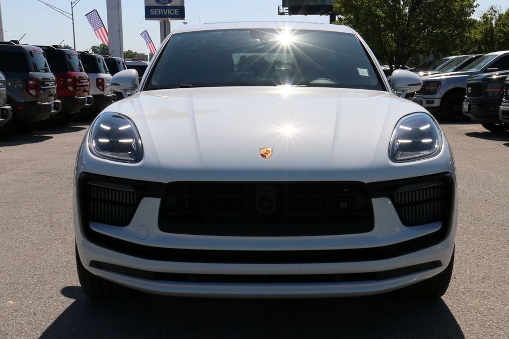 Used 2024 Porsche Macan S AWD/4WD image 3