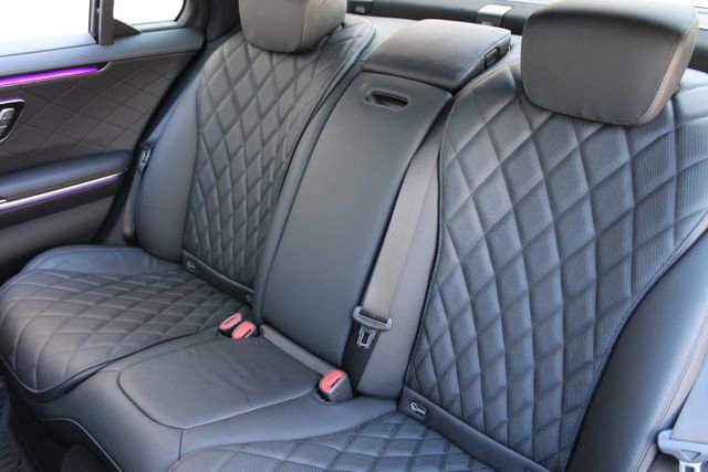 Used 2024 Mercedes-Benz S 580e 4MATIC Sedan image 12