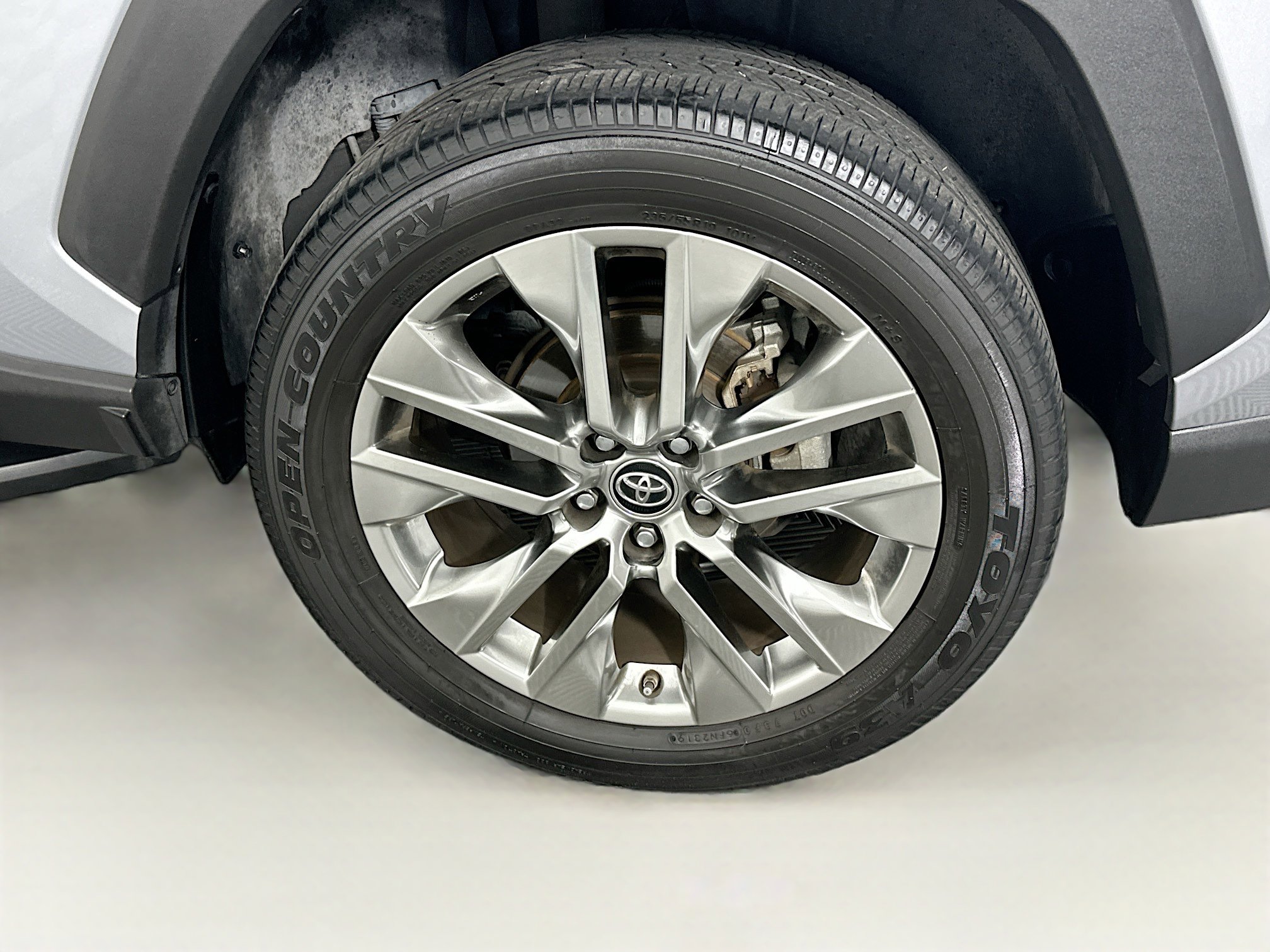 Used 2019 Toyota RAV4 Limited w/ Cold Weather Package image 11