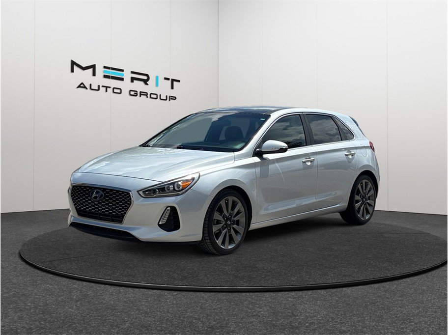 Used 2018 Hyundai Elantra GT Sport w/ Sport Tech Package 04 FWD image 4