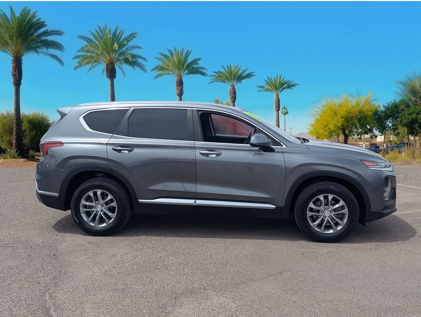 Used 2019 Hyundai Santa Fe SE FWD image 6