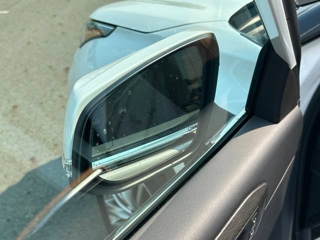 Certified 2025 Toyota Highlander Platinum AWD/4WD image 31