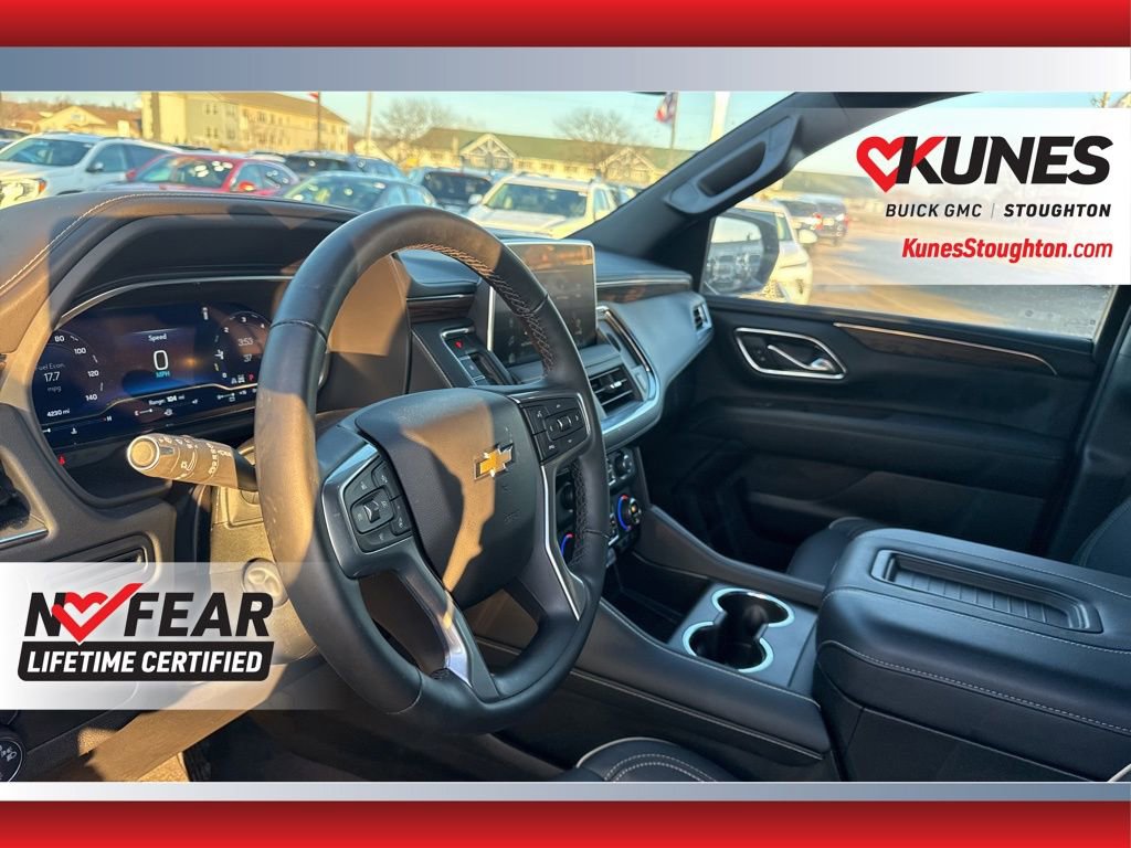 Used 2024 Chevrolet Suburban Premier image 21