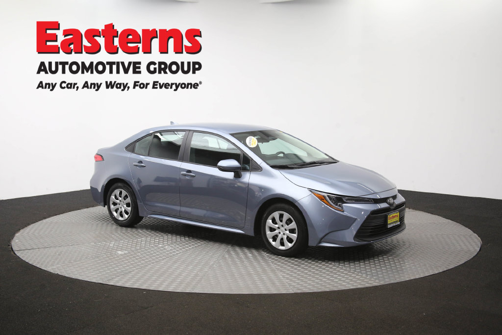 Used 2025 Toyota Corolla LE FWD image 50