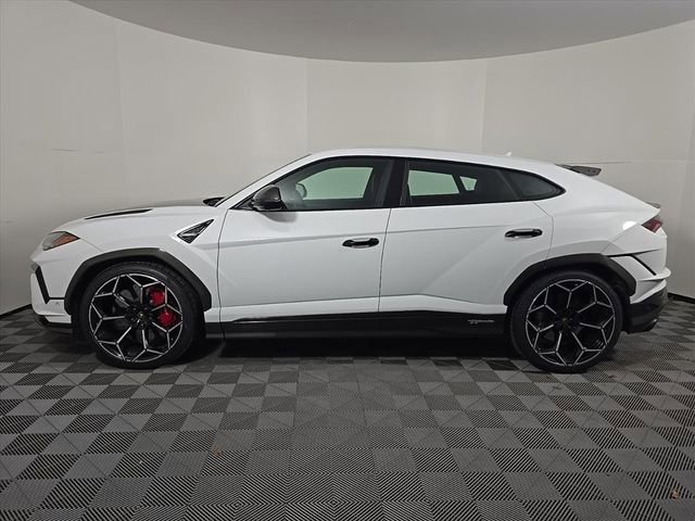 Used 2024 Lamborghini Urus Performante image 2