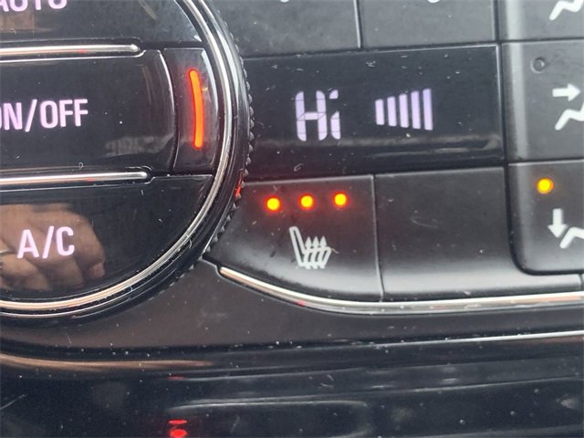 Used 2020 Buick Encore GX Essence image 27