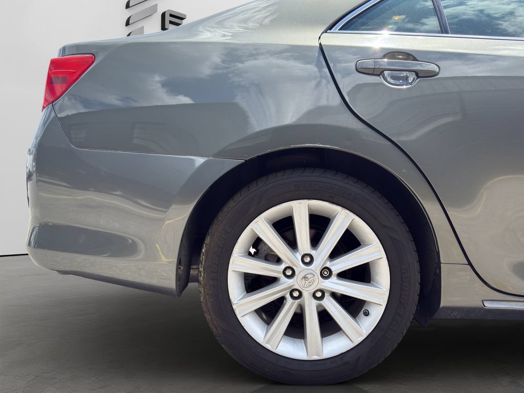 Used 2013 Toyota Camry XLE w/ Leather Pkg FWD image 29
