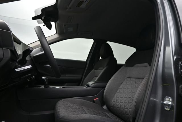 Used 2025 Nissan Kicks SV w/ Charging Package FWD image 10