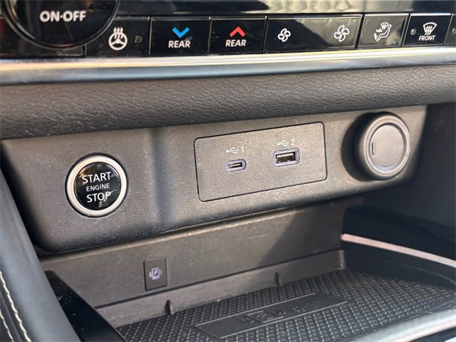 Used 2022 Nissan Rogue Platinum w/ Head-Up Display Package image 29