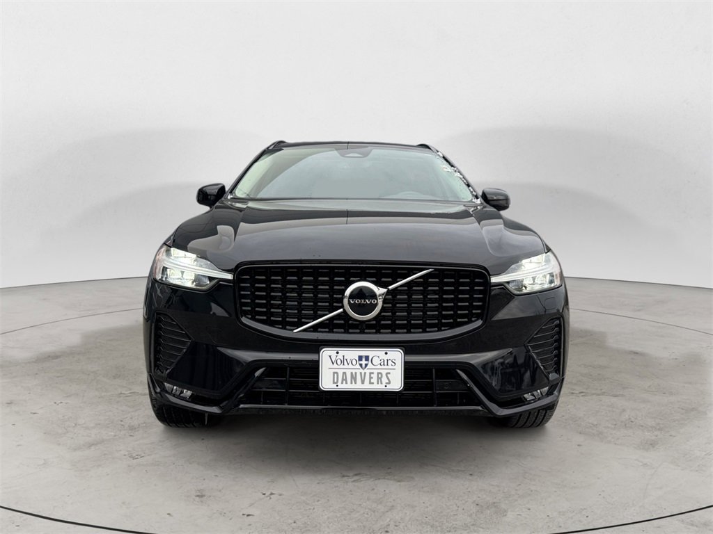 Certified 2025 Volvo XC60 B5 Core image 25