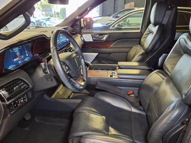 Used 2023 Lincoln Navigator Reserve AWD/4WD image 17