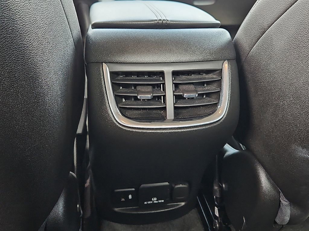 Used 2024 Chevrolet Malibu LT FWD image 18