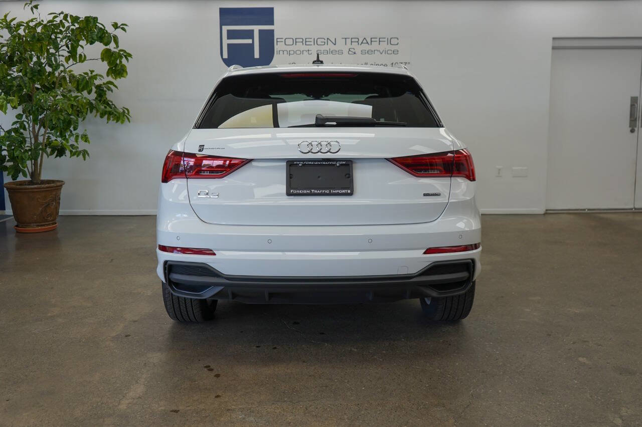 Used 2024 Audi Q3 2.0T Premium Plus w/ Premium Plus Package image 4