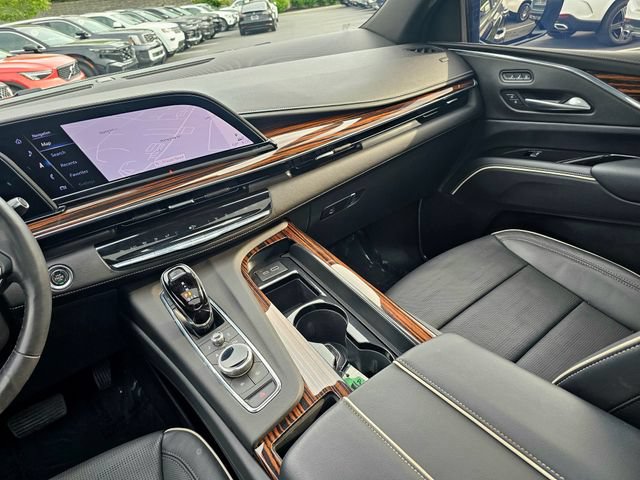Used 2023 Cadillac Escalade ESV Premium Luxury w/ Performance Package AWD/4WD image 31