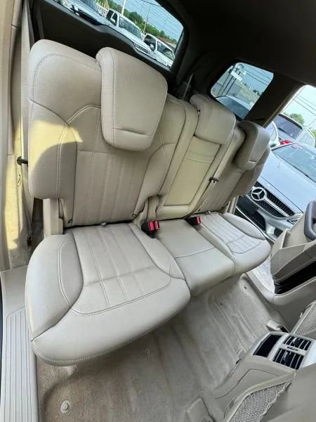Used 2016 Mercedes-Benz GL 450 4MATIC image 16