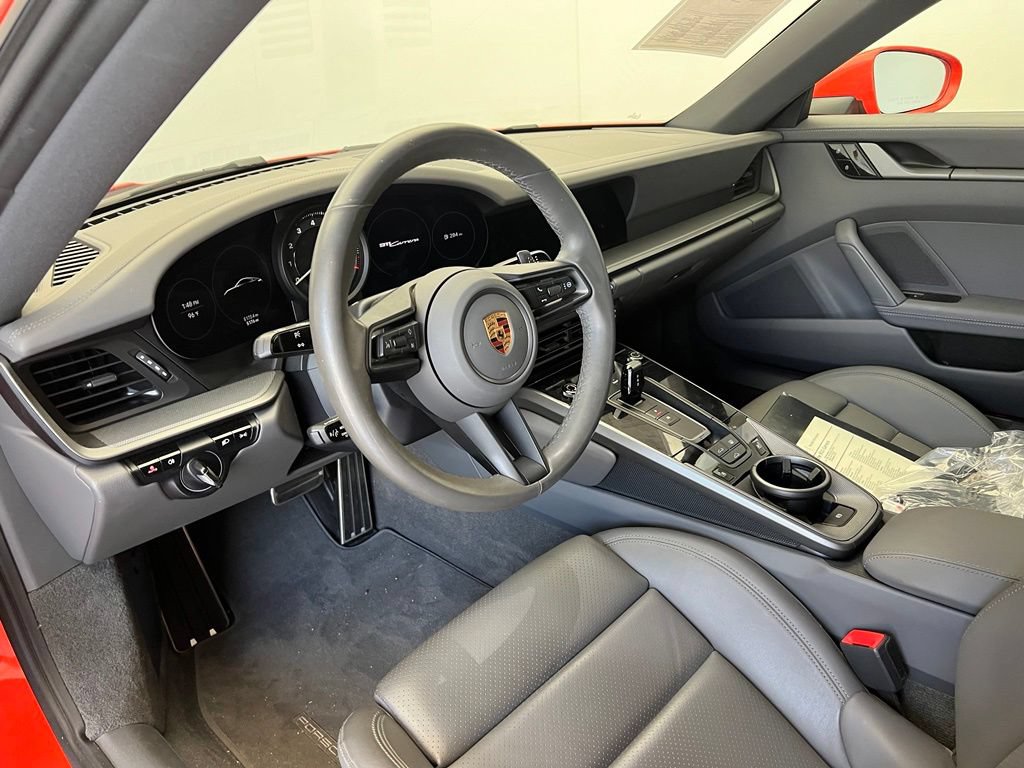 Certified 2020 Porsche 911 Carrera RWD image 4