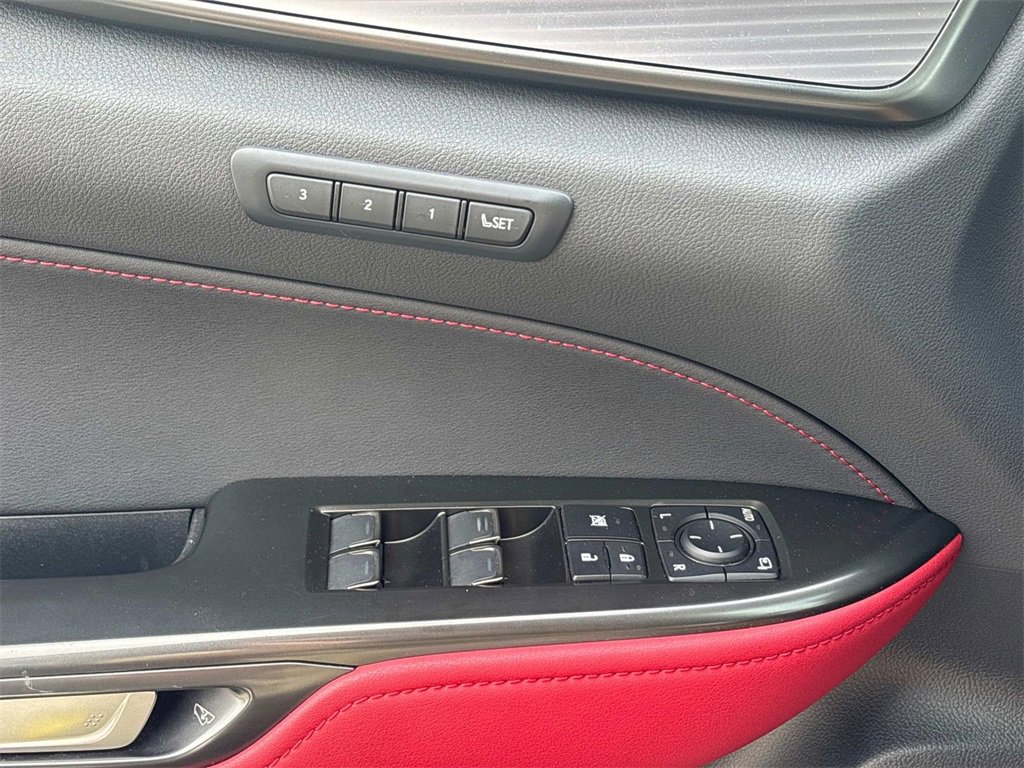 Used 2023 Lexus NX 450h+ F Sport image 23