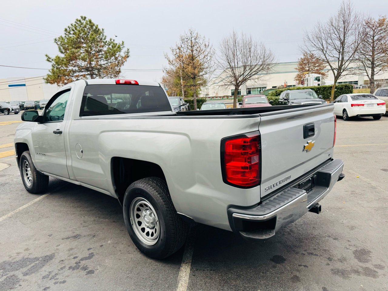 Used 2014 Chevrolet Silverado 1500 LT w/ LT Convenience Package AWD/4WD image 26
