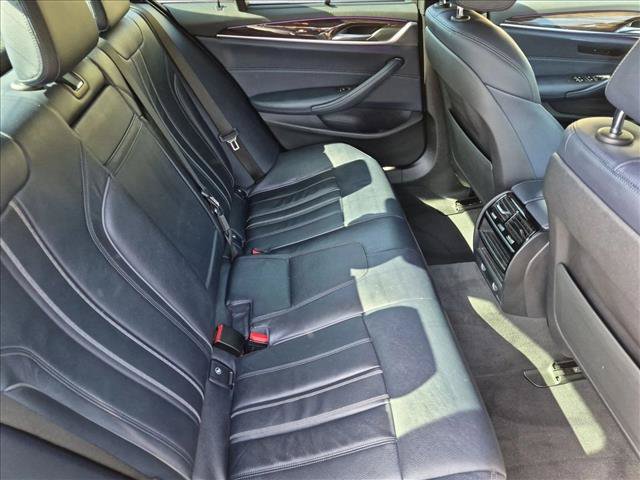 Used 2019 BMW 540i w/ Executive Package RWD image 21
