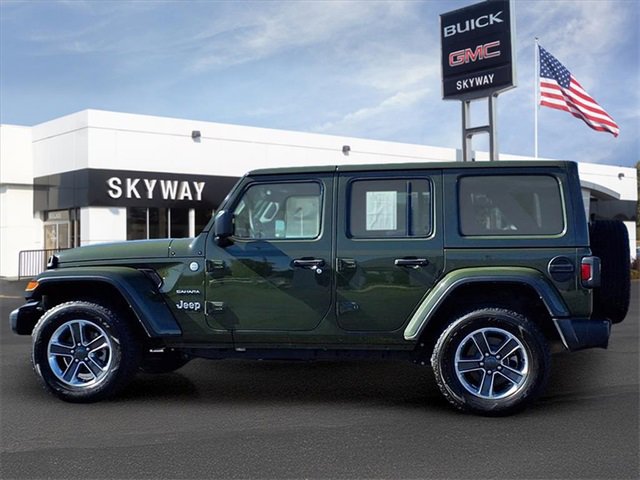 Used 2023 Jeep Wrangler Sahara w/ Cold Weather Group image 8