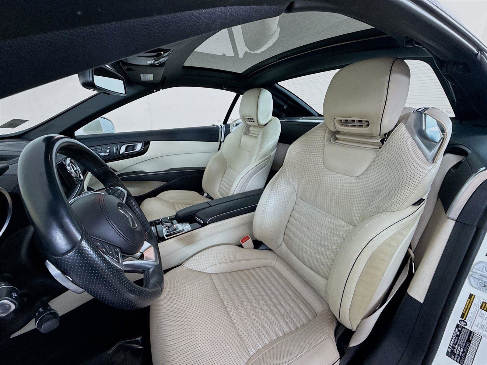 Used 2018 Mercedes-Benz SL 550 image 18