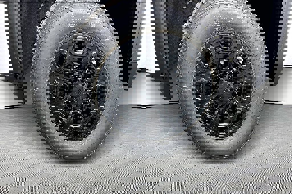 New 2026 GMC Sierra 2500 AT4 w/ AT4 Premium Plus Package image 12