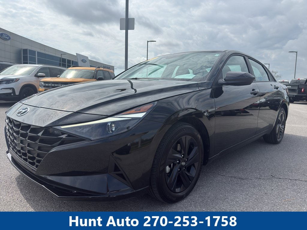Used 2023 Hyundai Elantra SEL
