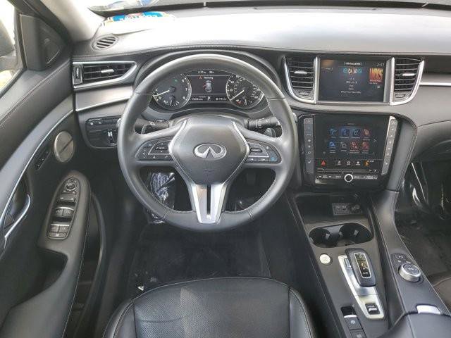 Used 2023 INFINITI QX50 Luxe image 16