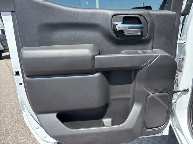 Used 2023 Chevrolet Silverado 1500 Custom image 17