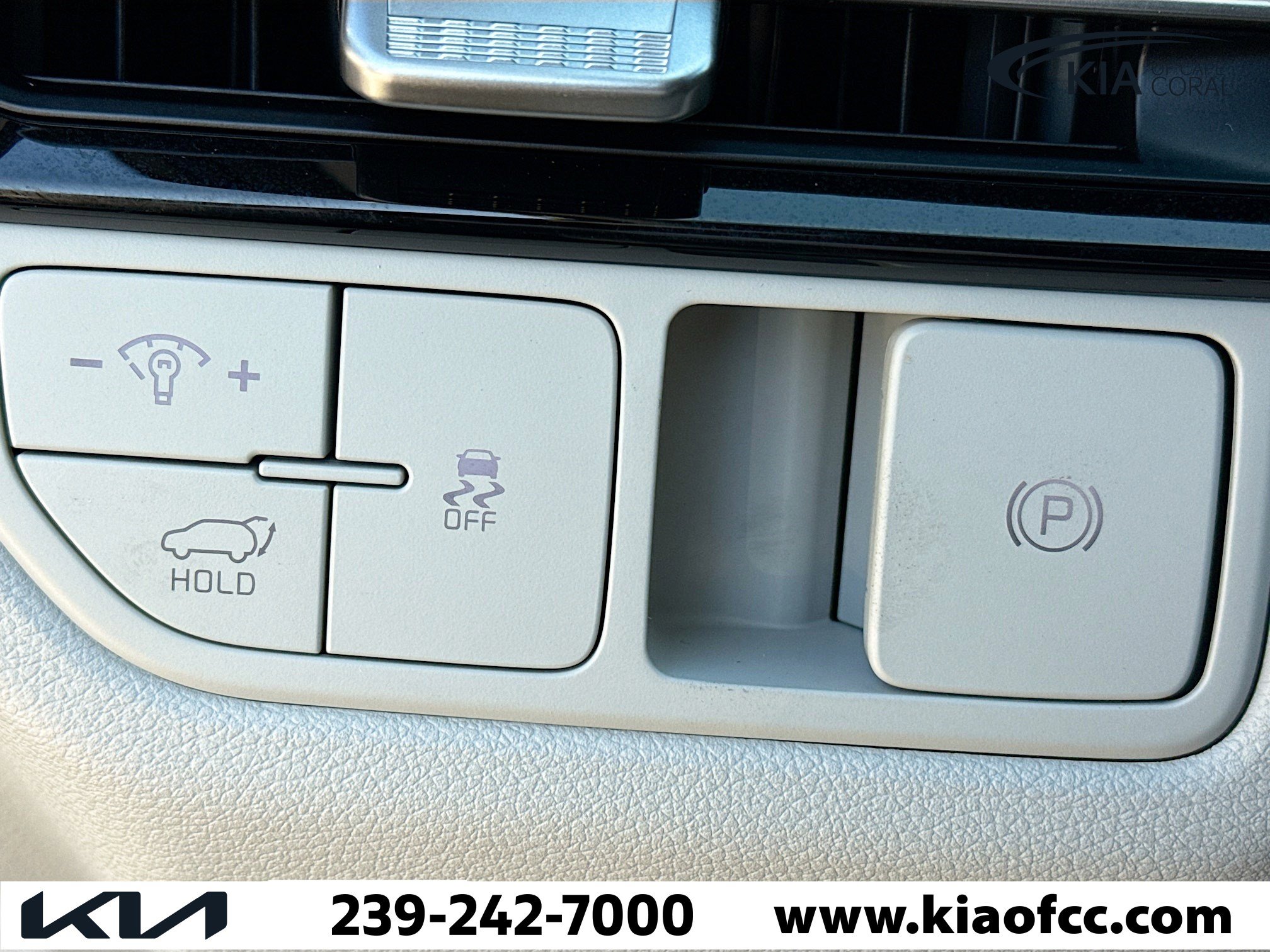 New 2026 Kia Sportage EX image 33