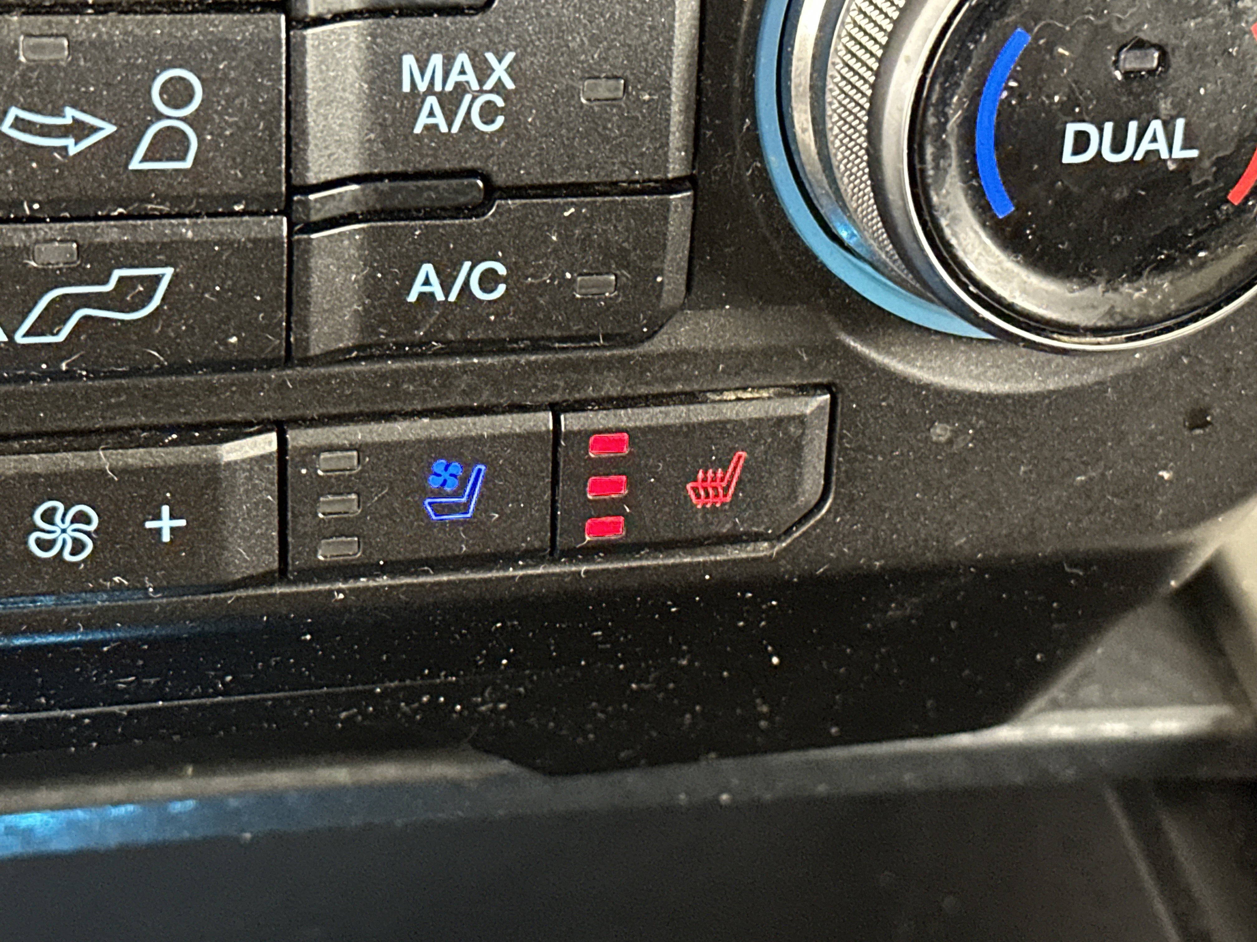 Used 2019 Ford F150 Lariat w/ Equipment Group 502A Luxury image 28