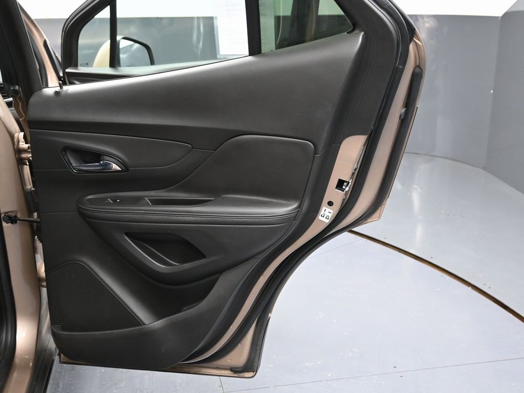 Used 2018 Buick Encore Preferred image 34