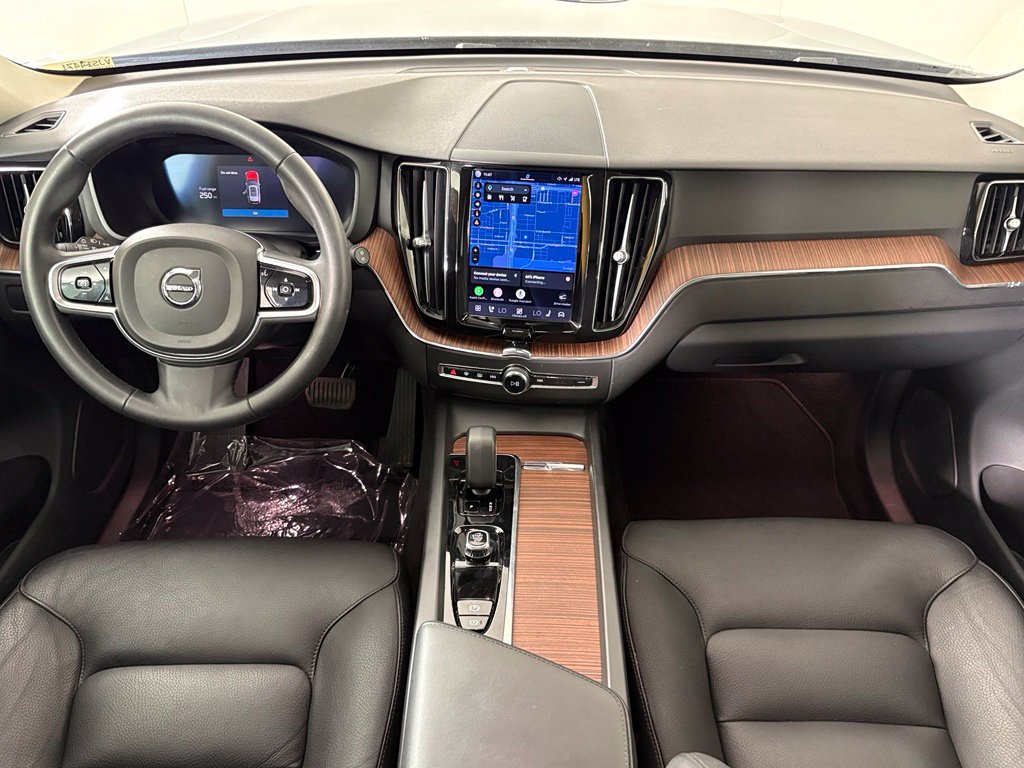 Used 2023 Volvo XC60 B5 Plus w/ Protection Package Premier FWD image 33