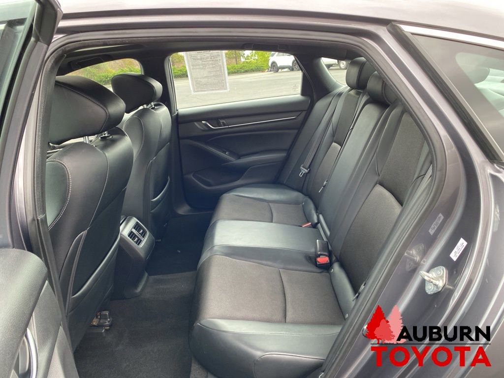Used 2018 Honda Accord Sport image 20