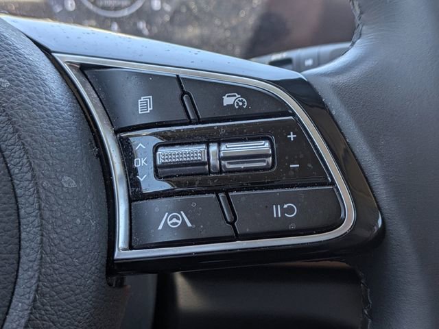 Used 2024 Kia Seltos EX FWD image 25