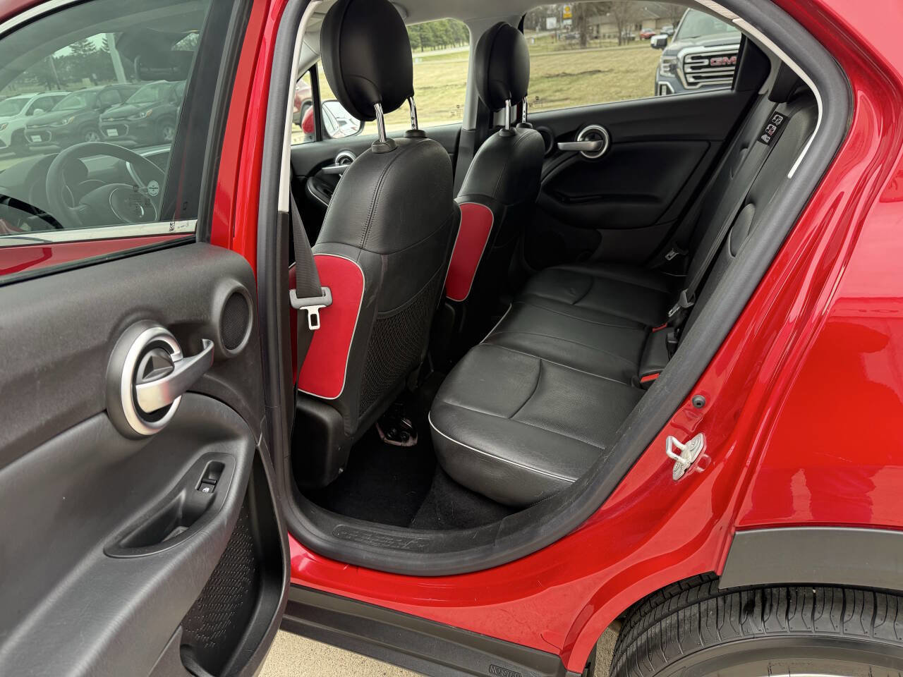 Used 2016 FIAT 500X Lounge image 6