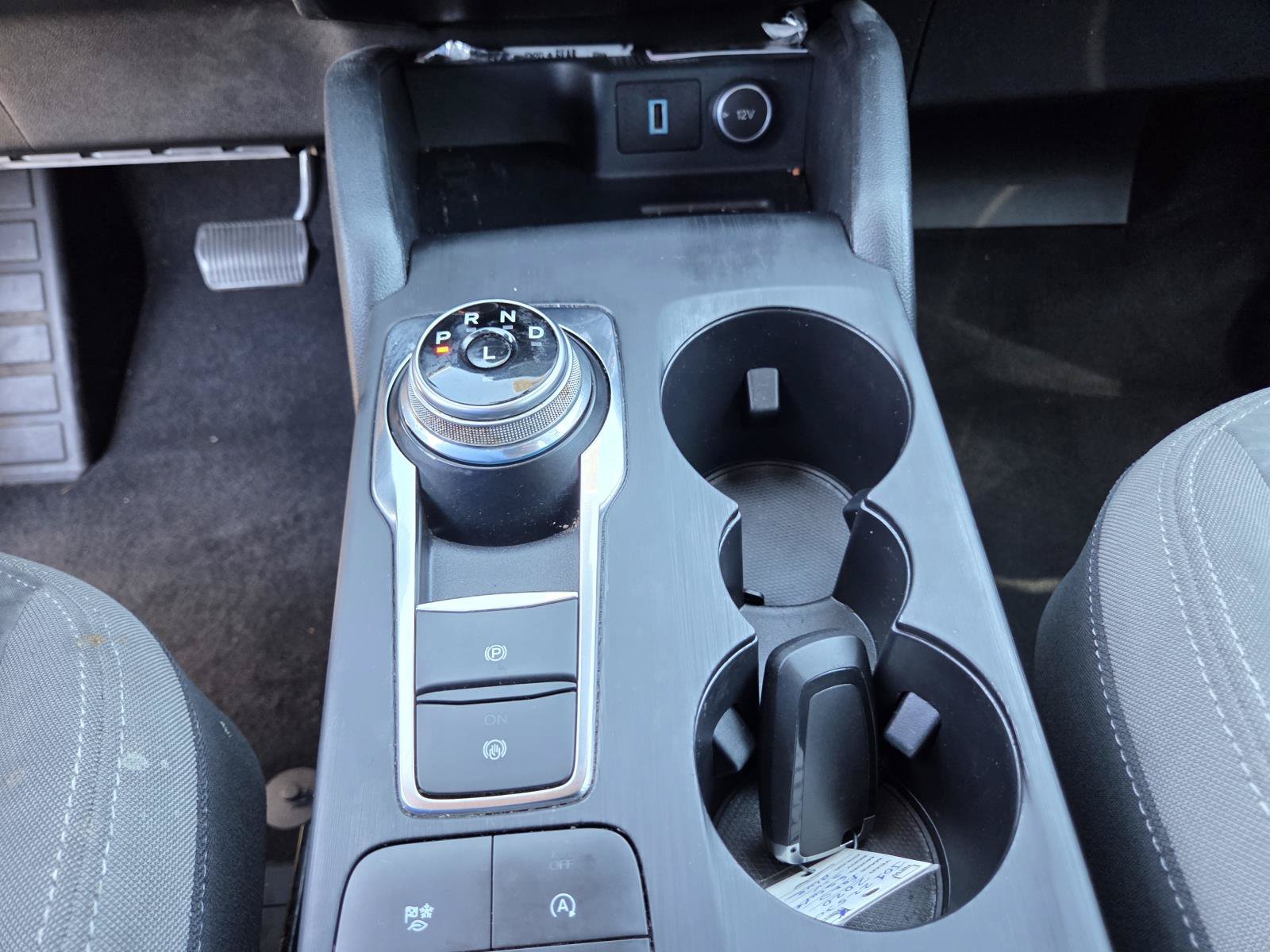 Used 2020 Ford Escape SE FWD image 26