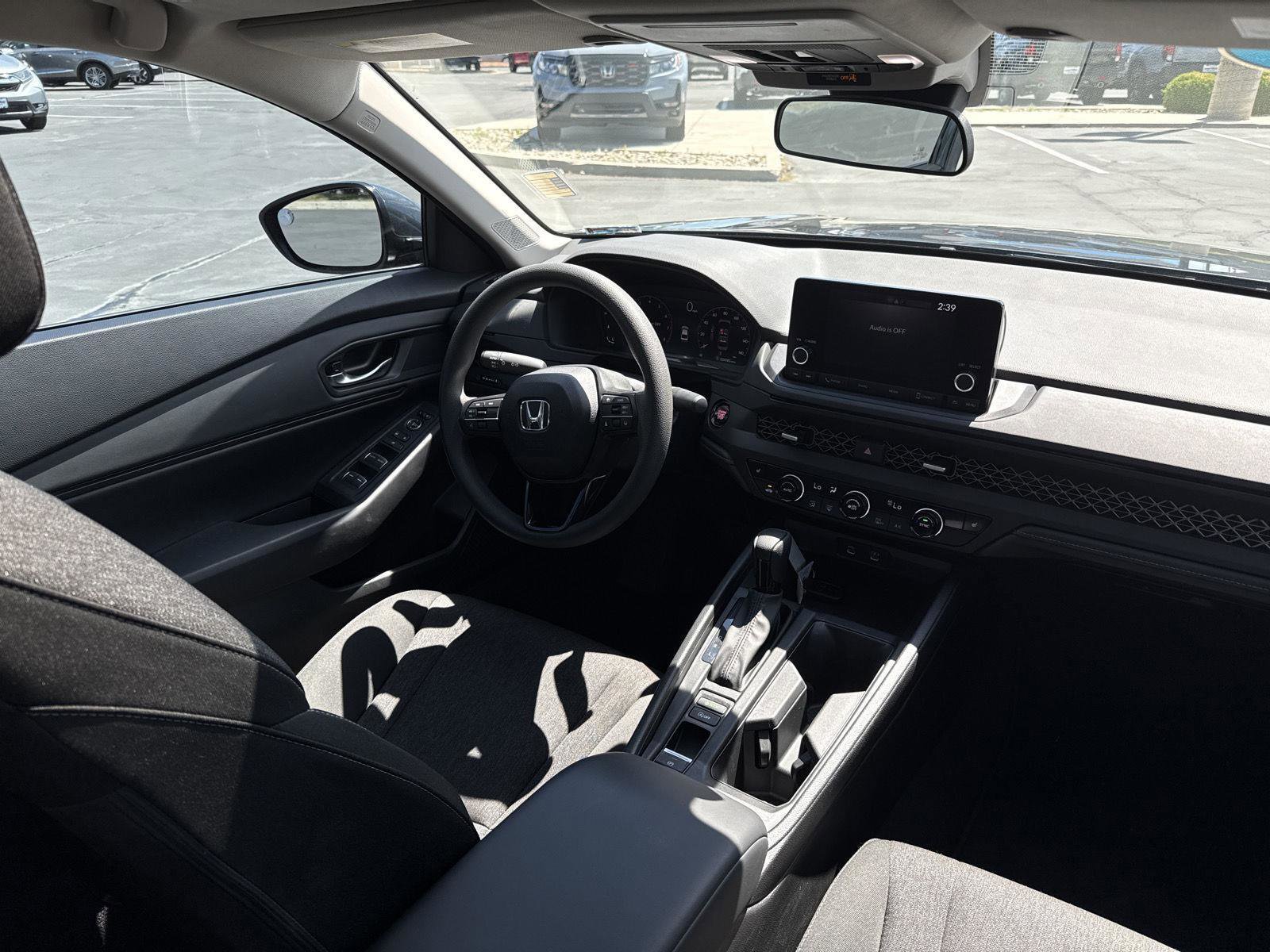 Used 2023 Honda Accord EX image 25