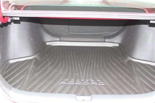 Used 2024 Honda Accord Sport image 38