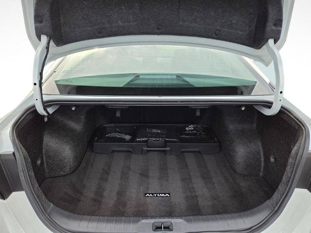 Certified 2025 Nissan Altima 2.5 SR AWD/4WD image 28