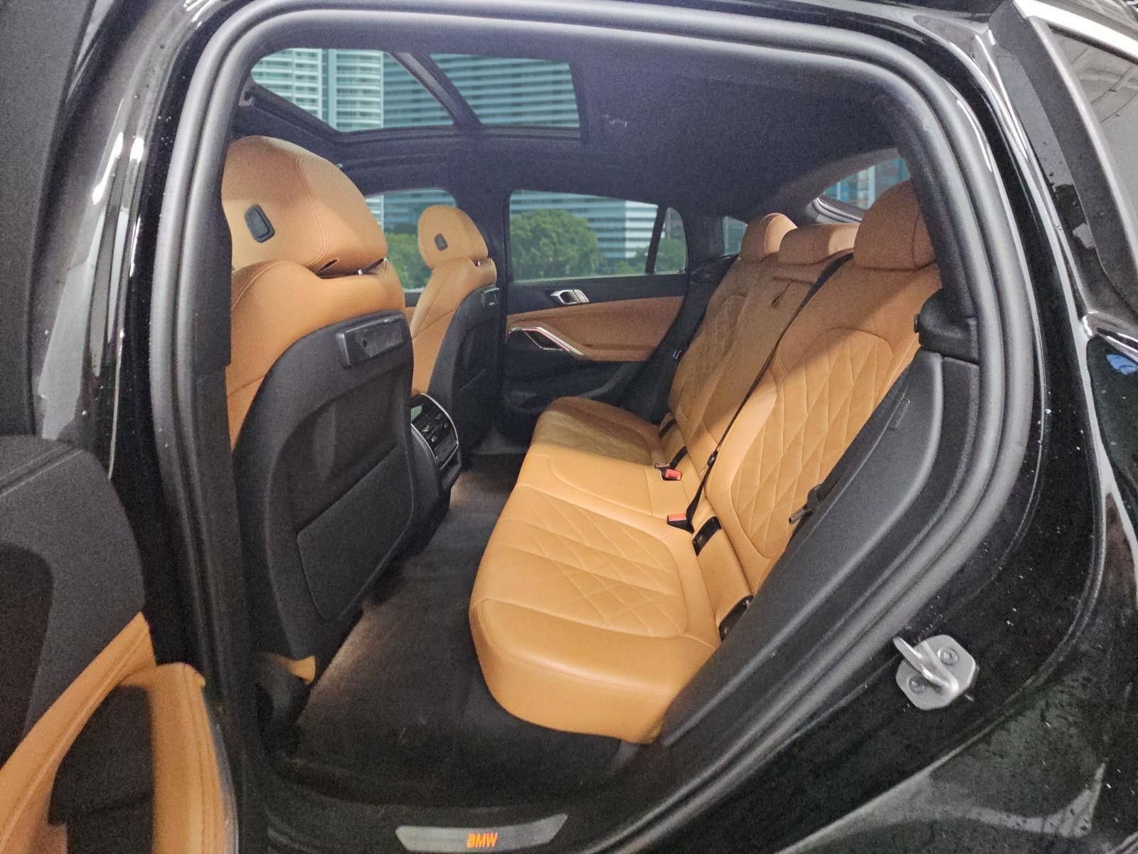 Used 2023 BMW X6 xDrive40i w/ Premium Package AWD/4WD image 6