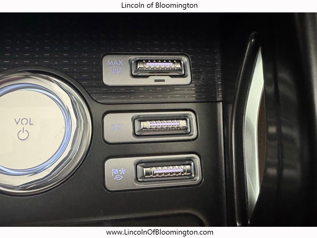 New 2026 Lincoln Nautilus Reserve AWD/4WD image 68