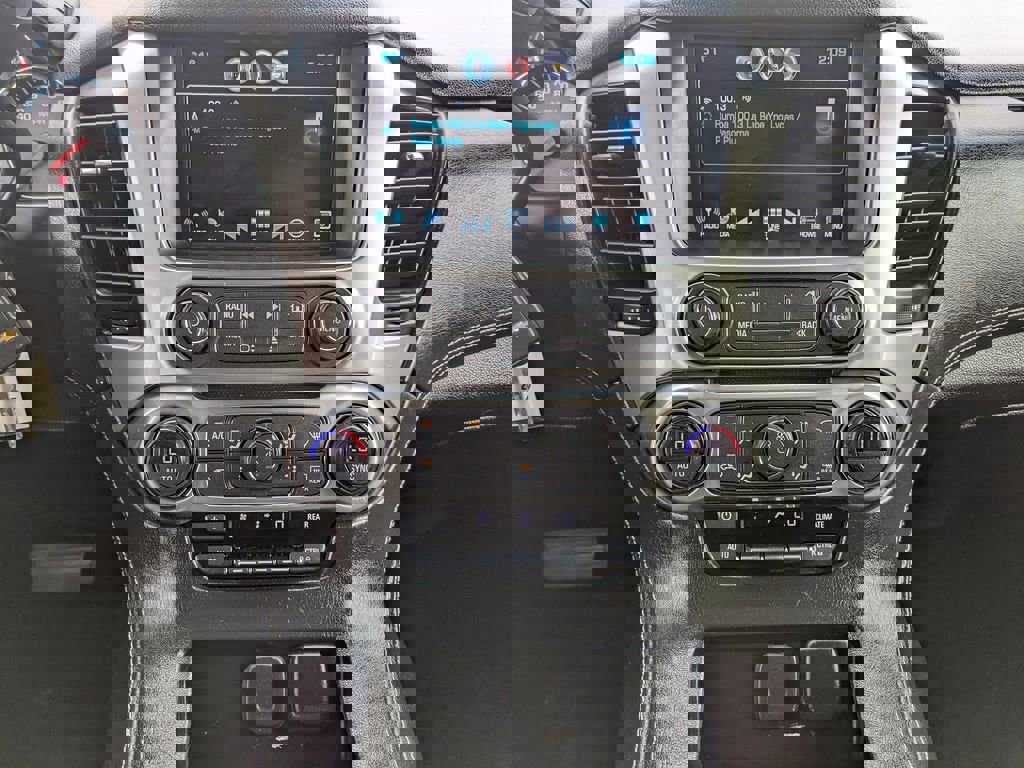 Used 2018 Chevrolet Tahoe LS image 12