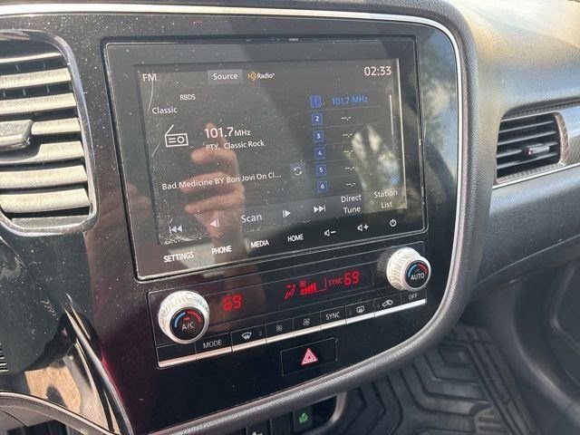 Used 2020 Mitsubishi Outlander SEL FWD image 19
