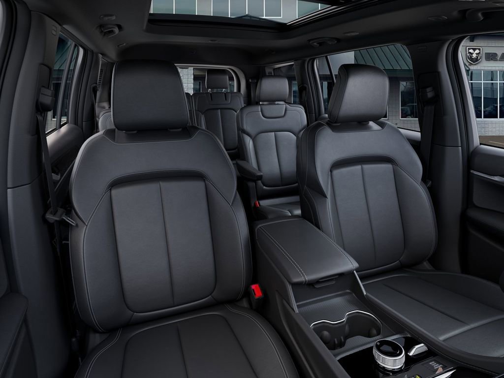 New 2026 Jeep Grand Cherokee L Limited AWD/4WD image 16