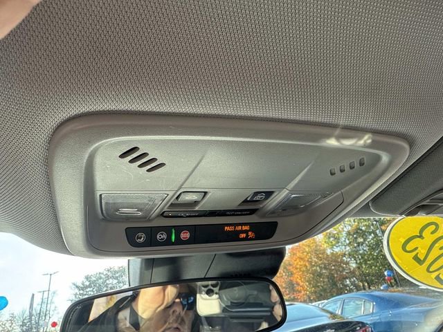 Used 2023 Chevrolet Malibu LT image 30